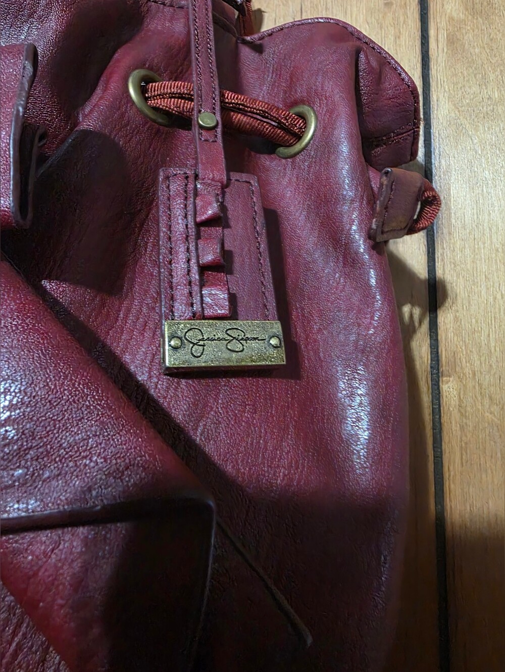 Jessica Simpson Vintage Burgundy Faux Leather Crimson Bow-Front Shoulder Bag - Picture 3 of 7